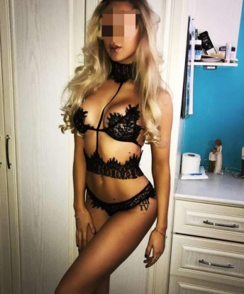 💋 Со мной ты получишь незабываемые моменты наслаждения. Я мастерица в сфере любви и секса, умею придать остроту моим шаловливым губам и искусству тела. 😉 Мне нравится экспериментировать и исполнять самые смелые фантазии моих клиентов. Мои услуги предоставляются в уютной и конфиденциальной атмосфере. Жду тебя, чтобы разделить с тобой эти магические моменты наедине. 🔥 Приходи, и я превратю твою фантазию в реальность. Отзывы обо мне говорят сами за себя! Убедись в этом, посмотрев мои фото. 📸 Живу в Москве и буду рада приятному знакомству. 🌟 Вера